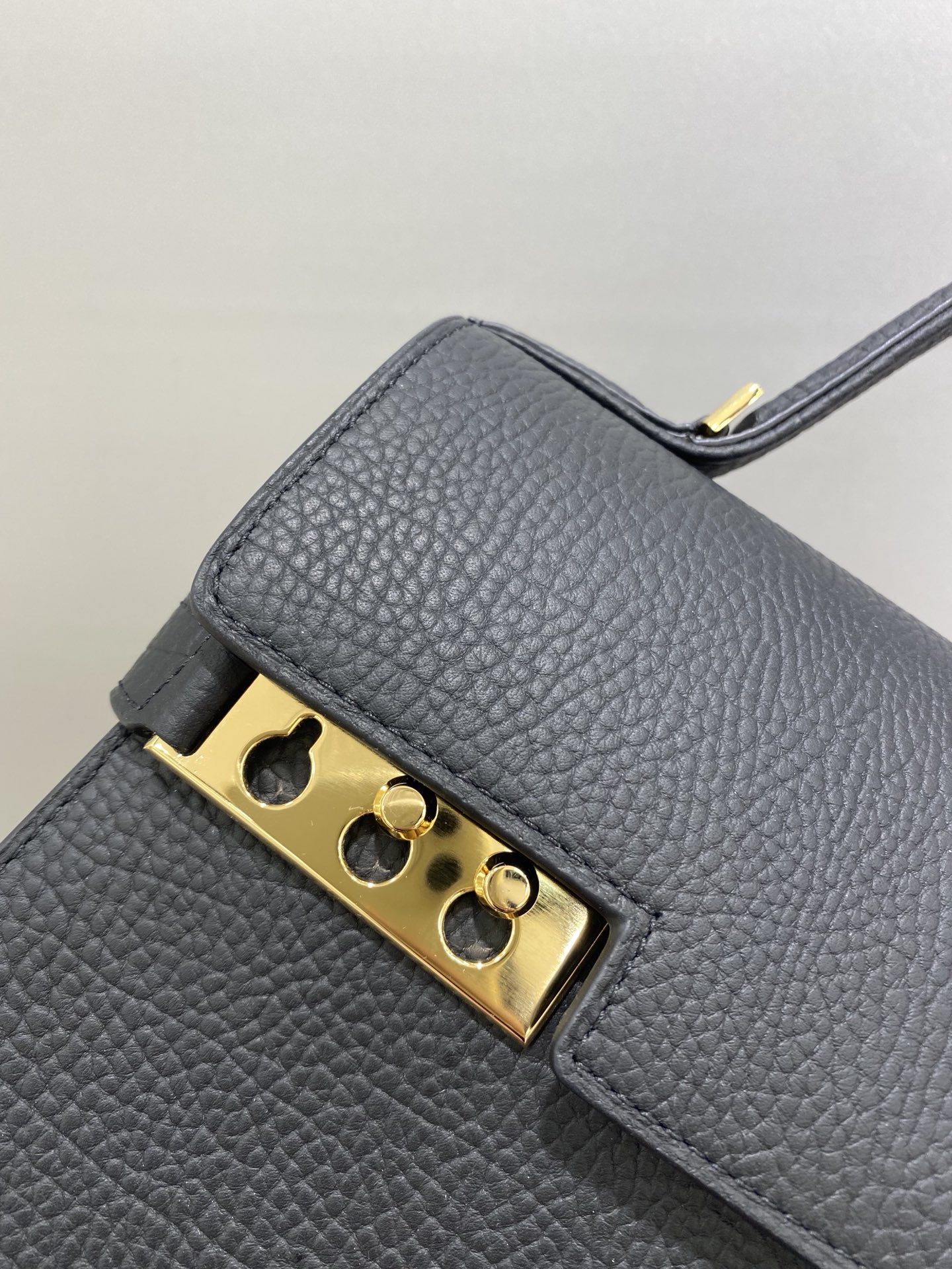 델보 톰페드 MM 토트백